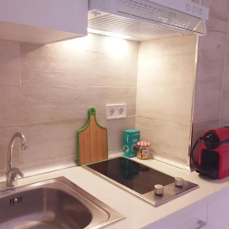 Estudio Alegre Apartamento *